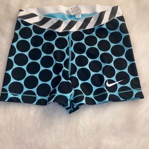 Nike short